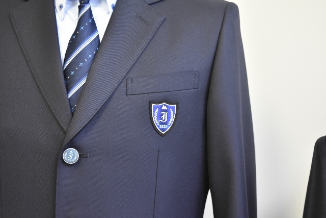 男子UP.jpg 男子UP.jpg